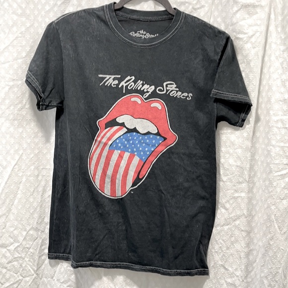the Rolling Stones Tops - ROLLING STONES • graphic band tee SMALL